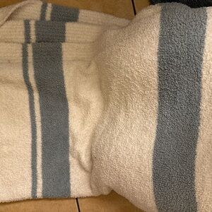 Barefoot Dreams throw blanket